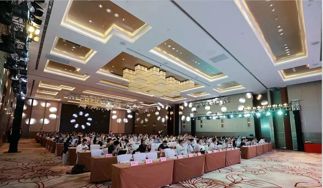 亞冷控股受邀參加2021第二屆國際醫藥冷鏈體系建設論壇